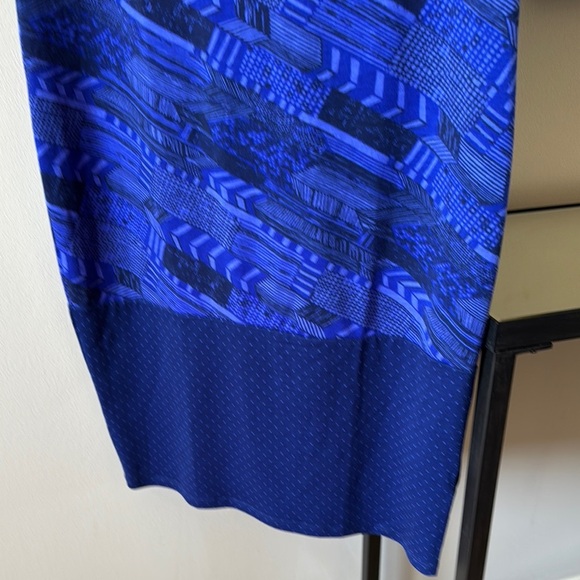 LuLaRoe Blue Sheath Mini Dress Scoop Neck Short Sleeve - Picture 4 of 5